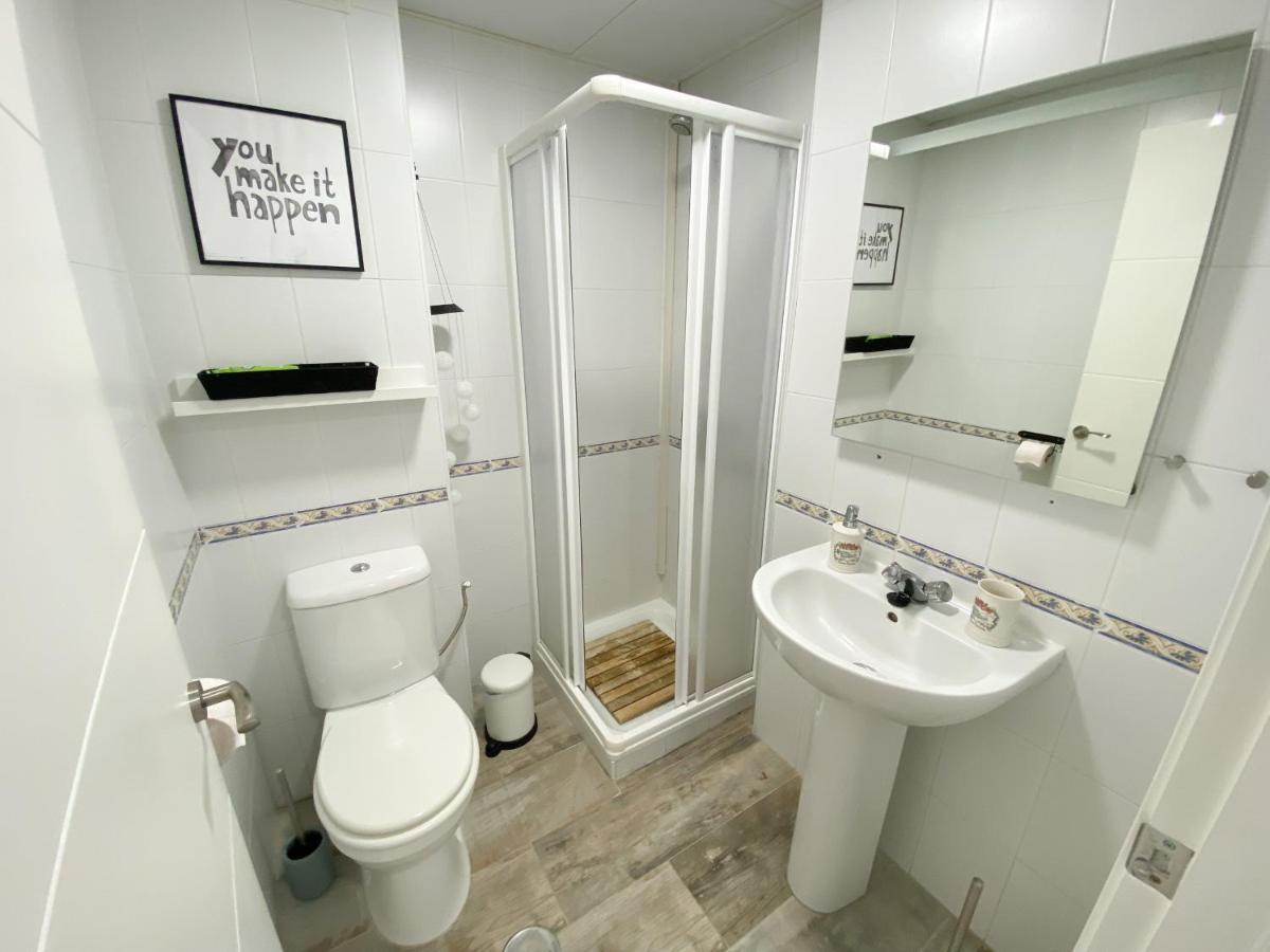 Tarifa Cozy House - Eolo Beach - Parking Wifi Luaran gambar